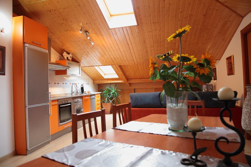 Vivienda Turistica Los Mesones Ágreda Szoba fotó