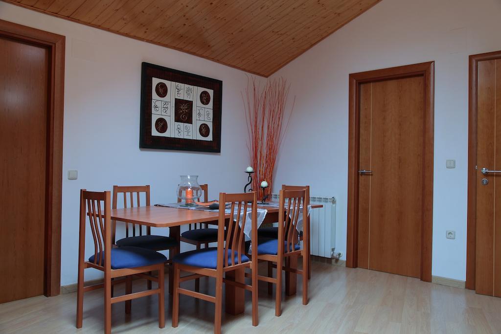 Vivienda Turistica Los Mesones Ágreda Szoba fotó